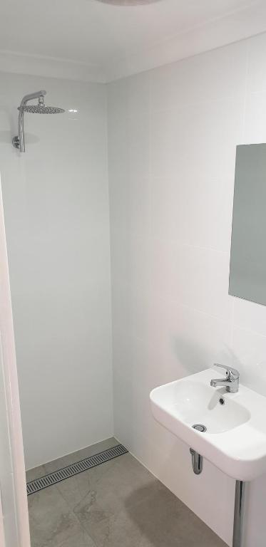 Green Head Caravan Park - Accommodation in Surfers Paradise 2