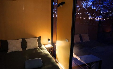 Grove At Peasant Farm By Tiny Away - Accommodation in Surfers Paradise 3