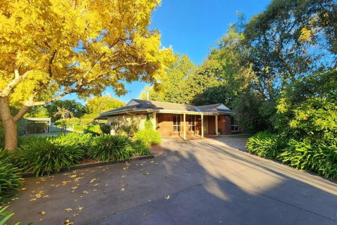 Hahndorf Home, Walk To Main St, Sleeps 8 - Accommodation in Surfers Paradise 0