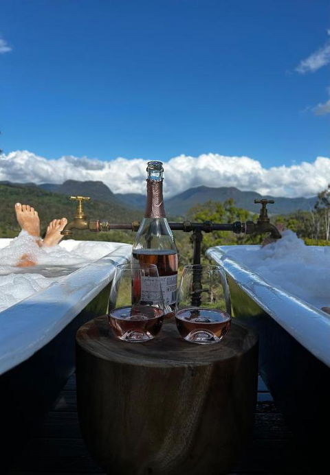 Hilltop Haven Darlington - Accommodation in Surfers Paradise 0