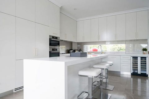 Henley Haven Private BBQ Terrace - Accommodation in Surfers Paradise 3