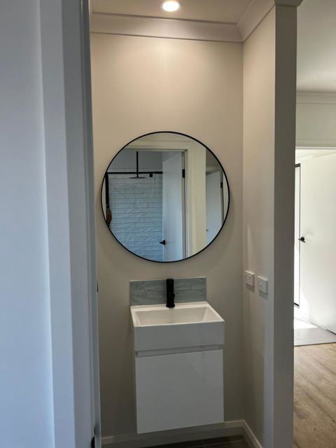 Home Away From Home - Accommodation in Surfers Paradise 1