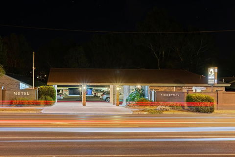 Homestead Motor Inn & Apartments - Accommodation in Surfers Paradise 0