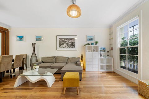 Ideally Located 3 BR With Parking & Central & Darling Harbour-10 Mins Walk - Accommodation in Surfers Paradise 3