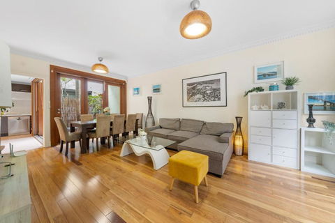 Ideally Located 3 BR With Parking & Central & Darling Harbour-10 Mins Walk - Accommodation in Surfers Paradise 1