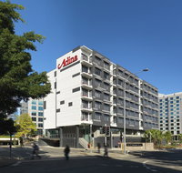 Adina Apartment Hotel Sydney Airport - Accommodation in Surfers Paradise