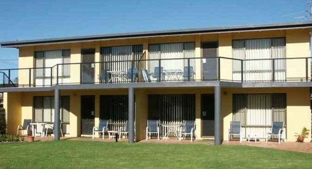 Berrambool NSW Accommodation in Surfers Paradise