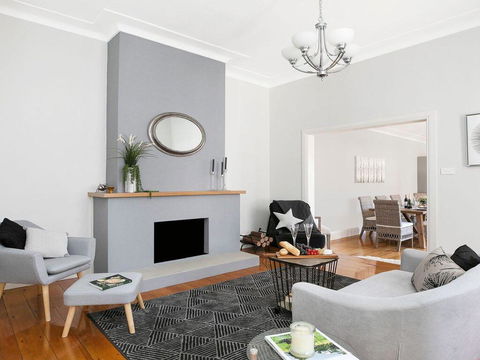 Advilla - Stylish, Charming And Central Location - Accommodation in Surfers Paradise 2