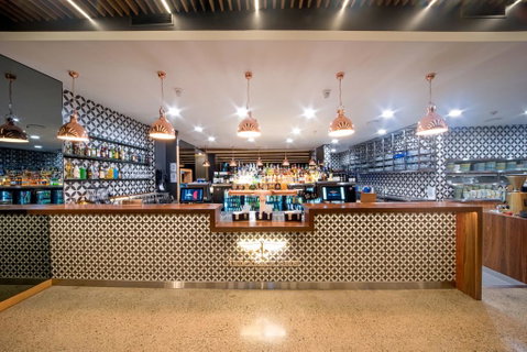 Airlie Beach Hotel - Accommodation in Surfers Paradise 2