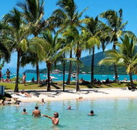 Airlie Beach Magnums - Accommodation in Surfers Paradise