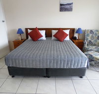 Airlie Court Units - Accommodation in Surfers Paradise