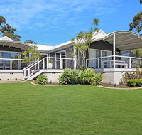 Akarana Beach House  Jervis Bay Rentals - Accommodation in Surfers Paradise