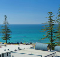 Akuna 20 6 Joffre Street - Accommodation in Surfers Paradise
