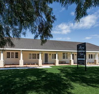 Albany Holiday Units - Accommodation in Surfers Paradise
