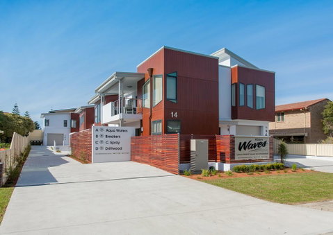 Albany Waves - Accommodation in Surfers Paradise 1