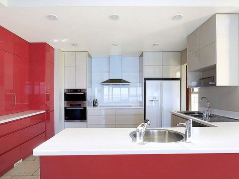 Albatross - Whale Watch From The House - Accommodation in Surfers Paradise 1