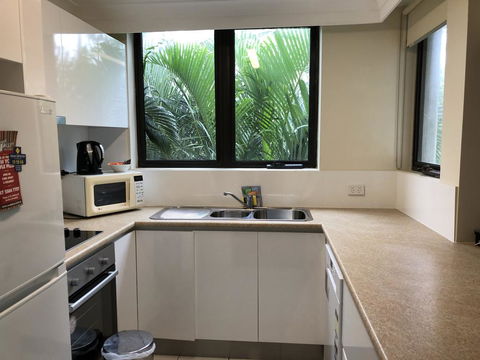 Alexander Holiday Apartments - Accommodation in Surfers Paradise 3