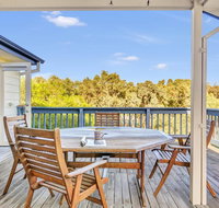 All Decked Out - Accommodation in Surfers Paradise