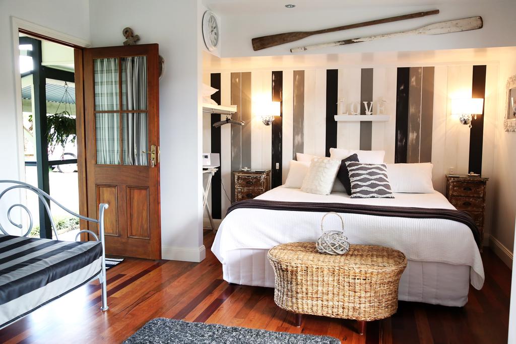 Flaxton QLD Accommodation in Surfers Paradise