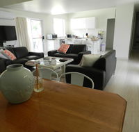 Almas Cottage - Accommodation in Surfers Paradise
