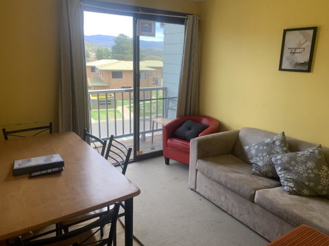 Alpen Glen 6 - Accommodation in Surfers Paradise 1
