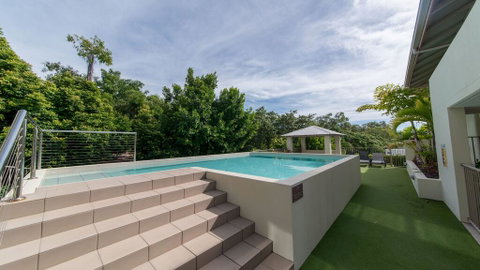Alpha 8 On Waterson - Airlie Beach - Accommodation in Surfers Paradise 2