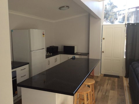 Alpha Centauri Townhouses - Accommodation in Surfers Paradise 3