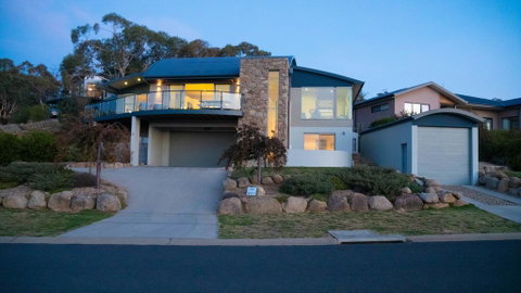 Alpine Air - Accommodation in Surfers Paradise 0