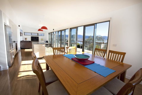 Alpine Freedom - Accommodation in Surfers Paradise 1