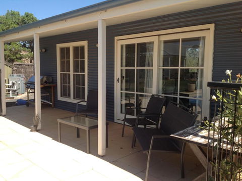 Amazing Views Pet Friendly Bed And Breakfast - Accommodation in Surfers Paradise 2