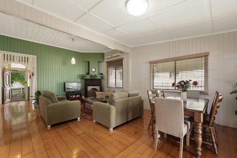 Ambiente Cottage - Pet And Family Friendly - Accommodation in Surfers Paradise 3
