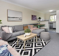 Anchored at South West Rocks - Accommodation in Surfers Paradise