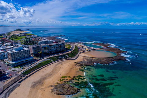 Arena On The Beach - Accommodation in Surfers Paradise 2