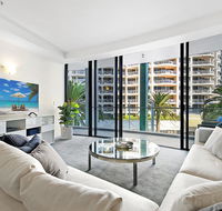 Aria Private 3 Bed in the heart of Broadbeach - Accommodation in Surfers Paradise