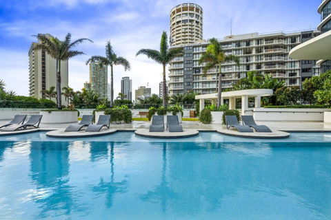 LUXURY HIGH FLOOR 3 Bedroom Unit With OCEAN Views - Q Stay - Accommodation in Surfers Paradise 0