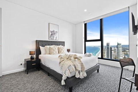 LUXURY HIGH FLOOR 3 Bedroom Unit With OCEAN Views - Q Stay - Accommodation in Surfers Paradise 1