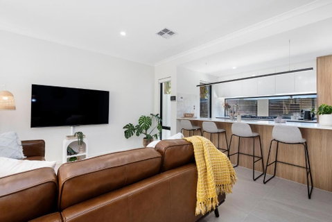 Luxury Urban Retreat - Accommodation in Surfers Paradise 3