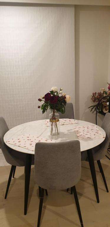 M-city Apartment - Accommodation in Surfers Paradise 0