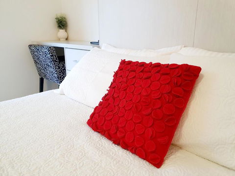 M4 West Perth Studio Apartment Near Kings Park - Accommodation in Surfers Paradise 0