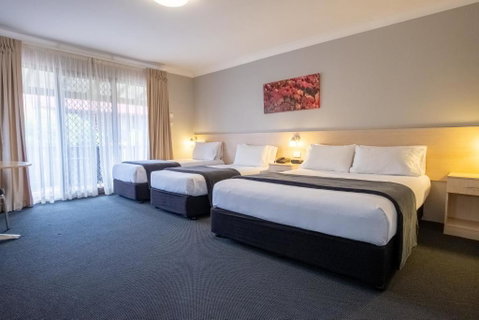 Maclin Lodge Motel - Accommodation in Surfers Paradise 3