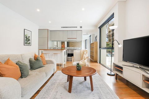 Modern Alexandria Apartments L 1 Bedroom - Accommodation in Surfers Paradise 0