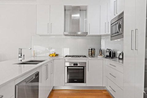 Modern Scarborough Townhouse - Accommodation in Surfers Paradise 2