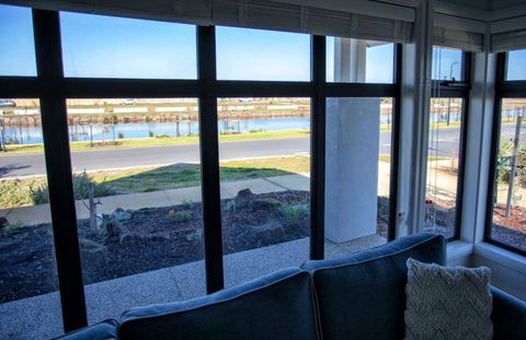 NAUTILUS - Accommodation in Surfers Paradise 3