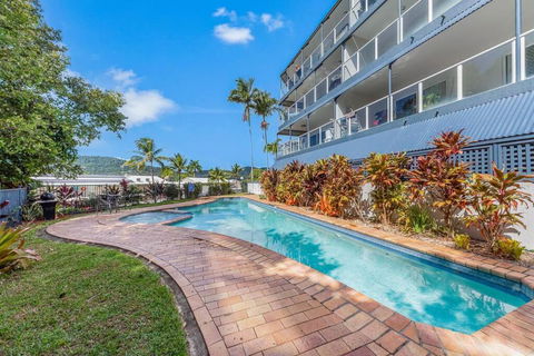 NEW! 2BR Whitsundays Oasis W/ Ocean Views - Accommodation in Surfers Paradise 0