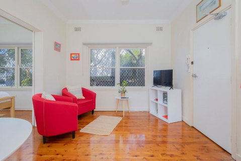 Newcastle Nook - Convenient Comforts In The CBD - Accommodation in Surfers Paradise 2