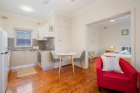 Newcastle Nook - Convenient Comforts In The CBD - Accommodation in Surfers Paradise 3
