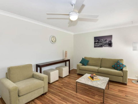 Noraville Summer House - Accommodation in Surfers Paradise 2