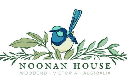 Noonan House, 5 Bedrooms. Hop & Skip To Town - Accommodation in Surfers Paradise 1