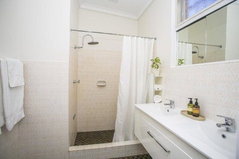 NOR214 - Northstead Coastal Charm - Accommodation in Surfers Paradise 3