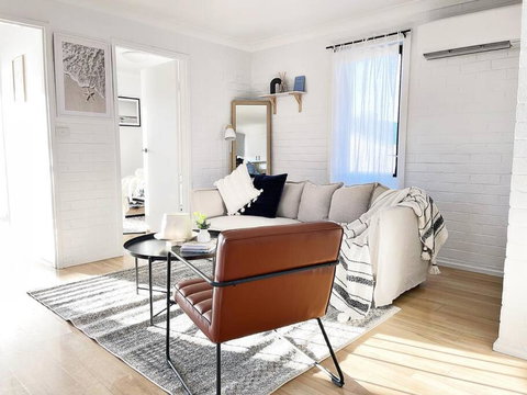 OCEAN MIST - DIRECT BEACHFRONT ON CASEYs BEACH - Accommodation in Surfers Paradise 0